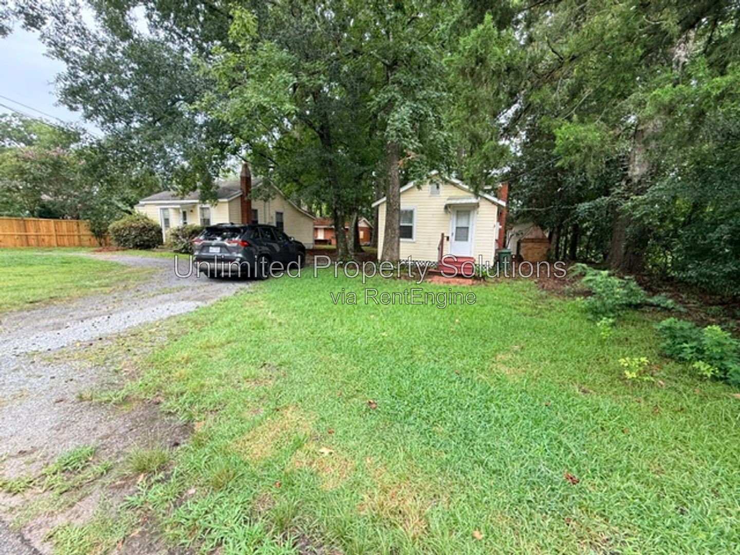 WILMINGTON/SEAGATE- Charming one bedroom bungalow close to UNCW and Wrightsville Beach! property image