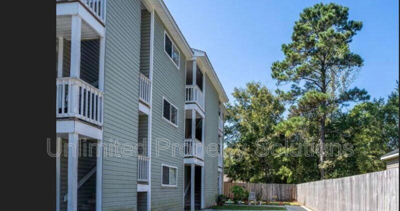 Condo Available - Minutes to Downtown Wilmington! **FREE APPLICATION FEE** property image